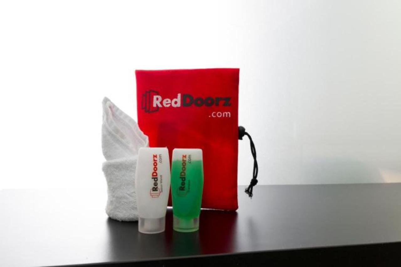 Reddoorz Syariah @ Griya Shanta Malang Exterior foto